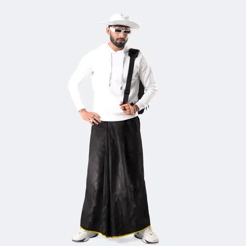 Midnight Black Golden-Edge Lungi - Ashapurno  - 2